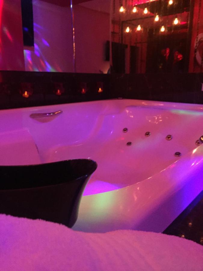 Impérium Inn Motel  Nova Ponte Kültér fotó